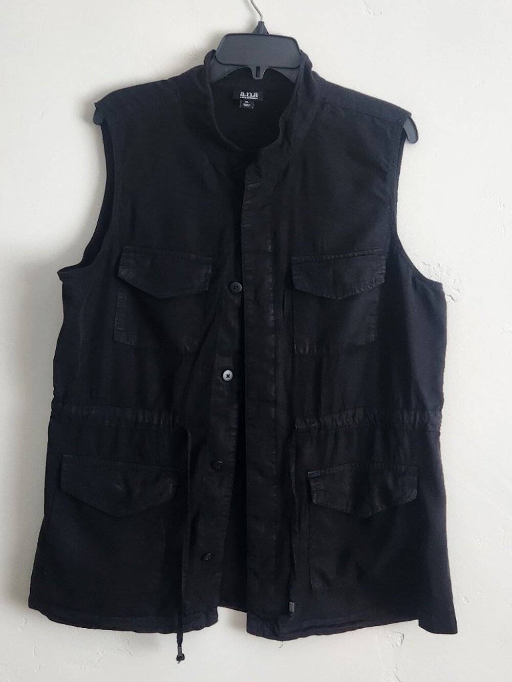 a.n.a sleevless button up blouse, size XL